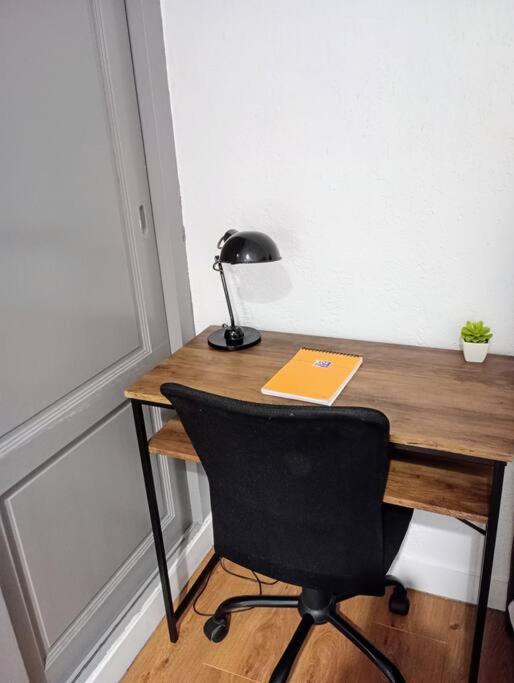 פרפיניין Appartement Proximite Gare מראה חיצוני תמונה